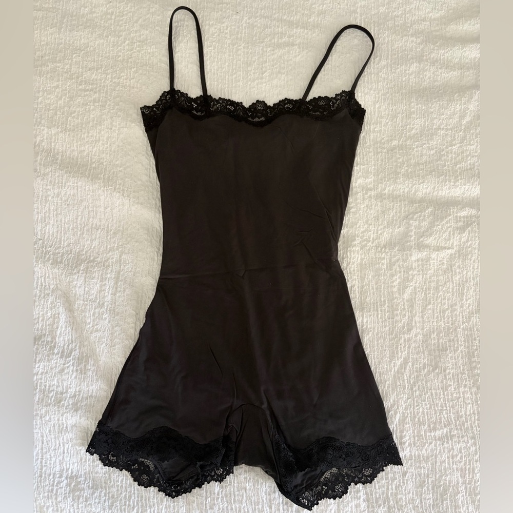 Skims lace fits everybody bodysuit
